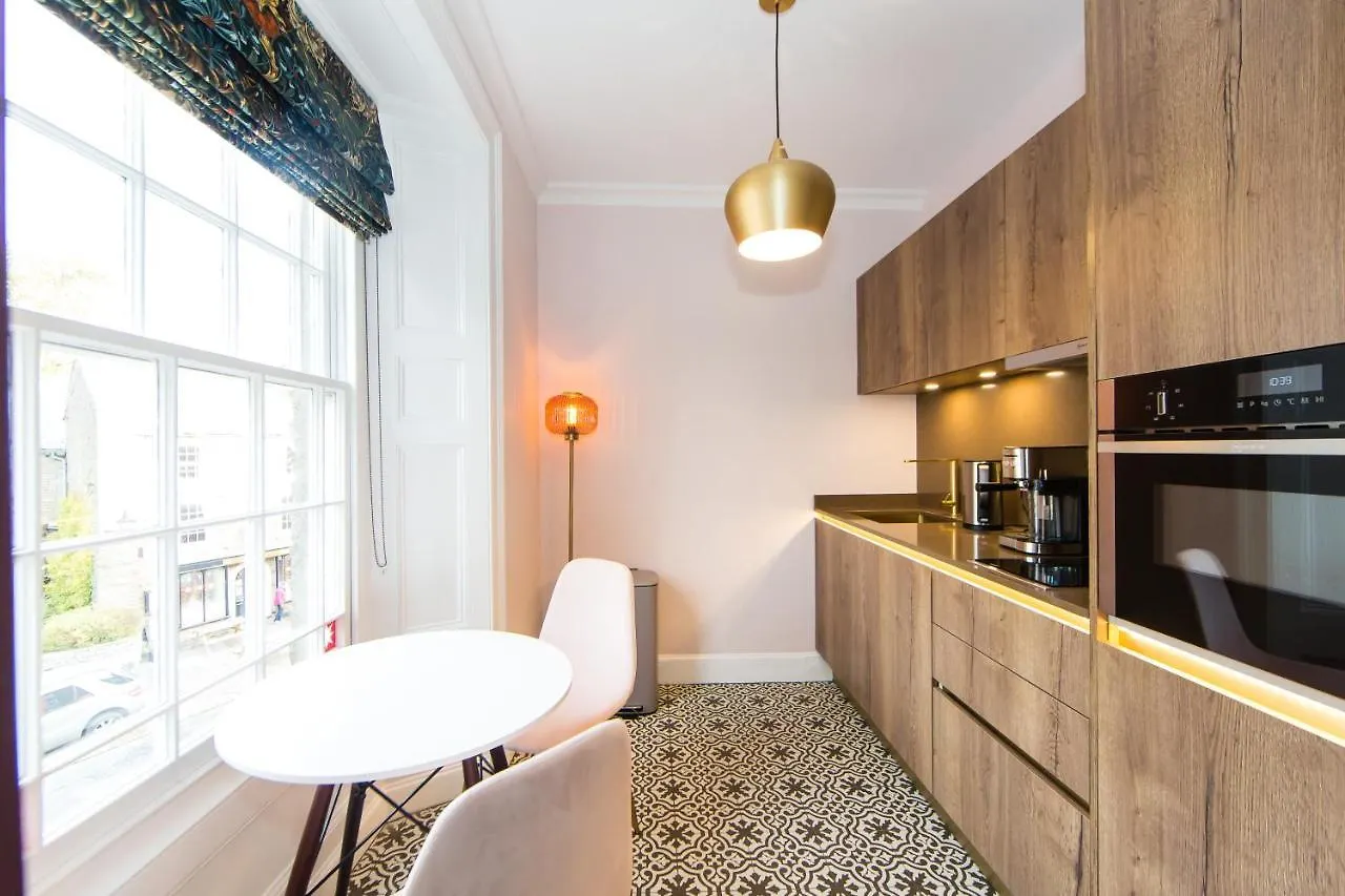 Skeldale House 'All Creatures Great & Small' By Luxury Travel Emporium- Luxury Apartments & Studios In Askrigg, Yorkshire Dales מלון דירות